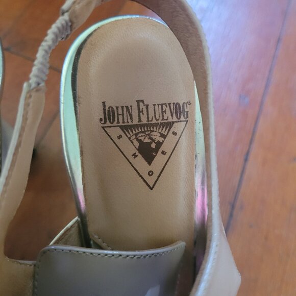 John Fluevog Faraday Colourblock Cut-Out Pump, sz 7 - Picture 3 of 13